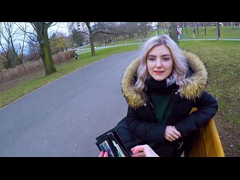 ❤️ Ingoia la sborra calda di uno sconosciuto per soldi - pompino nel parco di Eva Elfie ☑ Video di sesso al it.vbdsm.ru ❌️